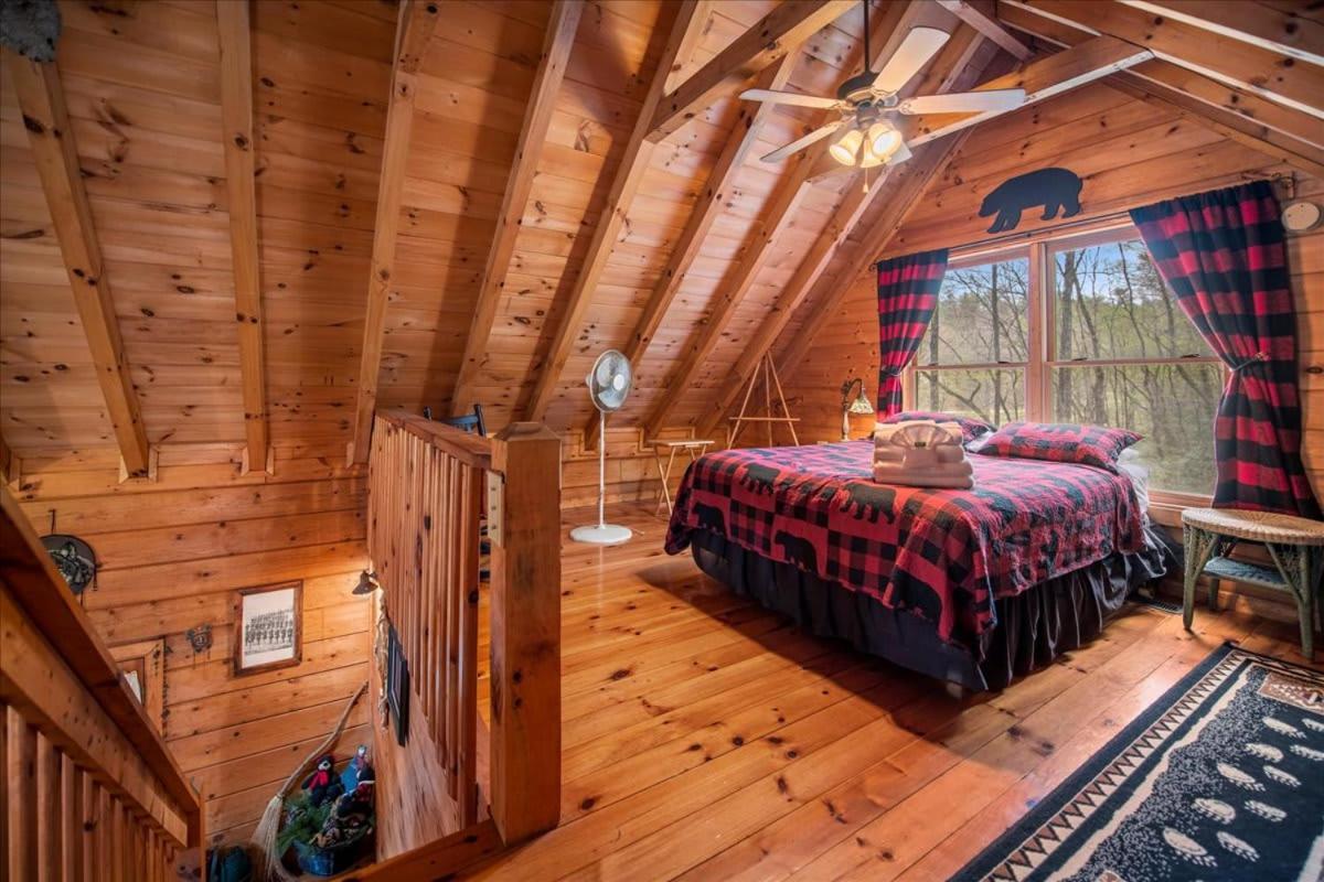 Villa Cozy Cabin Beside Briar Creek, Fire Pit, Wifi à Ellijay Extérieur photo